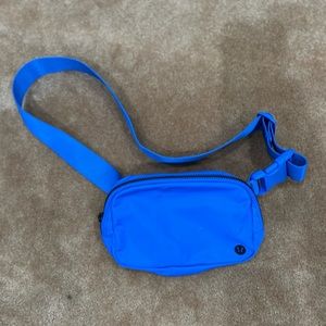 Like New Lululemon Everywhere Bright blue 💙